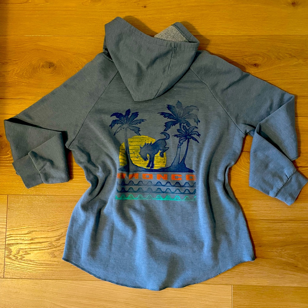 Women’s BRONCO Graphic Hoodie Sweatshirt Sz M Worn ONCE !
